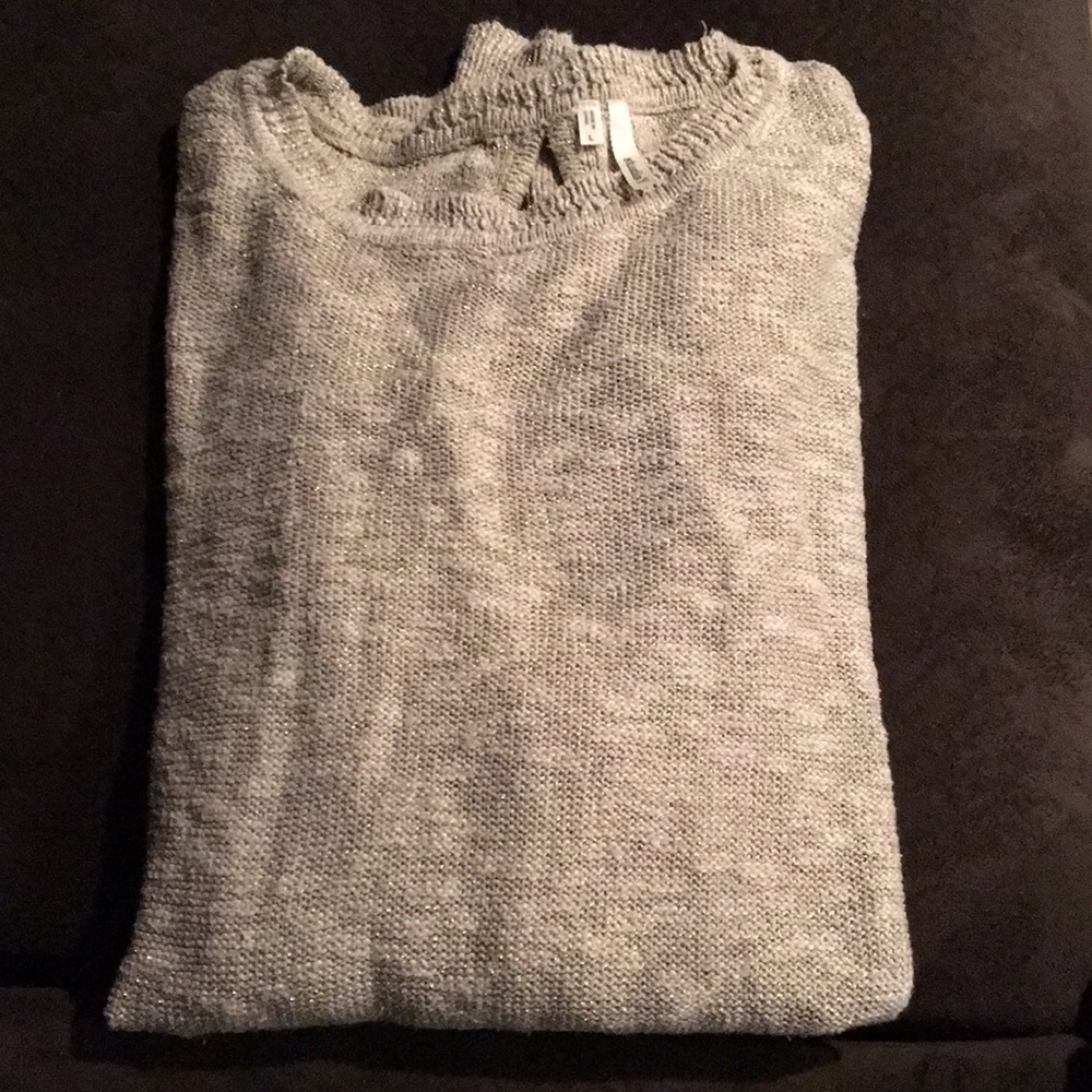 Studio y sweater